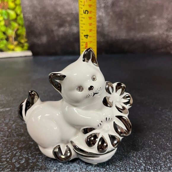 Ahura Ceramic Cat Figurine Swarovski Crystal Eyes, Silver Painting Details - Picture 12 of 14